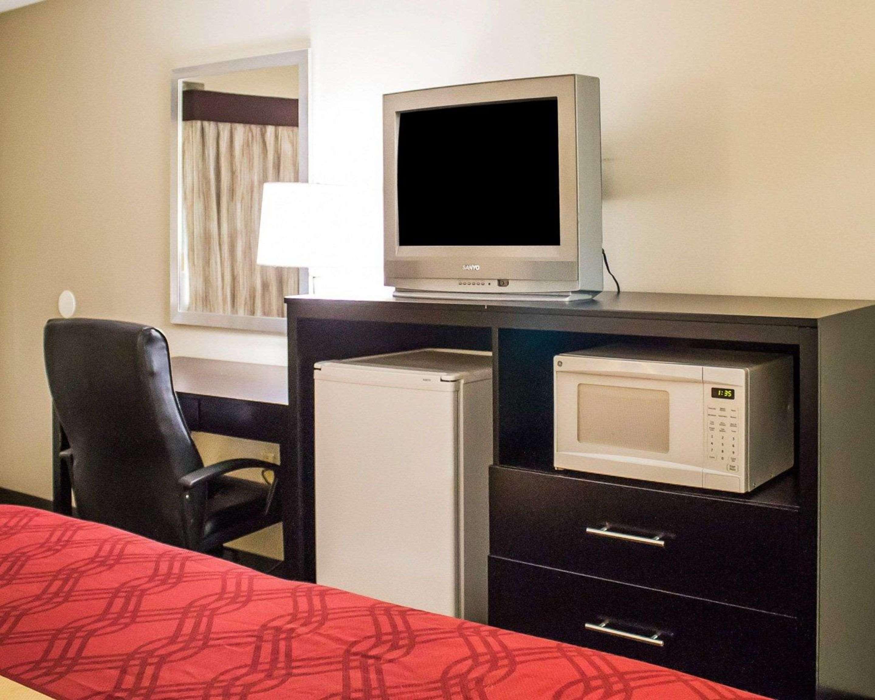 Econo Lodge Кълъмбъс Екстериор снимка