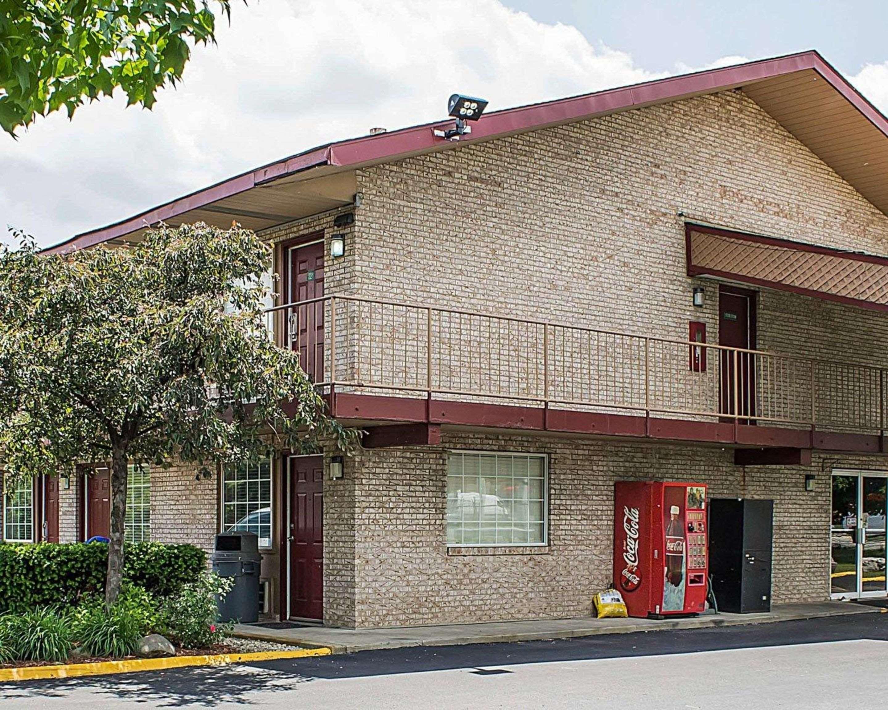 Econo Lodge Кълъмбъс Екстериор снимка