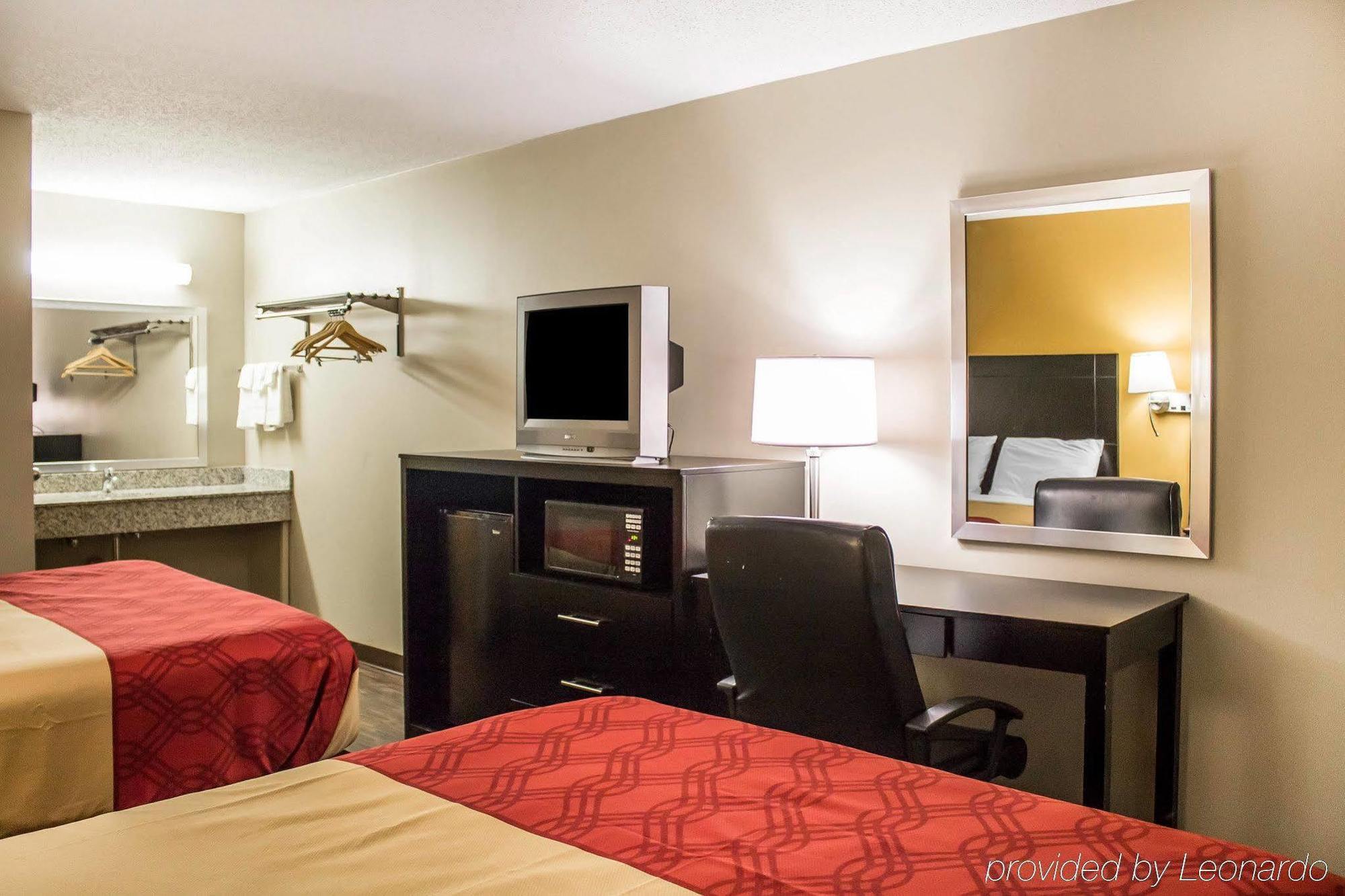 Econo Lodge Кълъмбъс Екстериор снимка